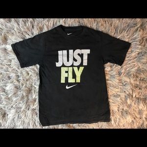 ♻️Nike Youth Boys Print Half Sleeve t-shirt medium